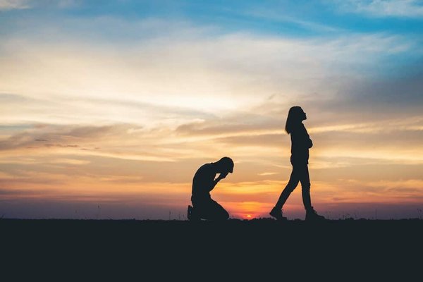 Quelle est l'importance de la formation en gestion de la relation interpersonnelle pour les professionnels RH ?
