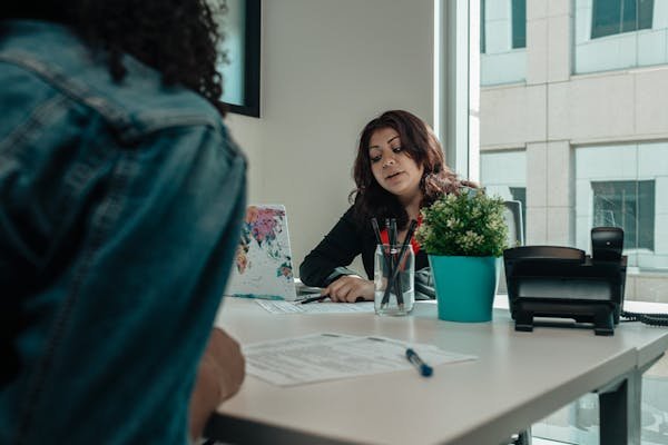 Avocat pour bail commercial à Versailles : conseils et expertise